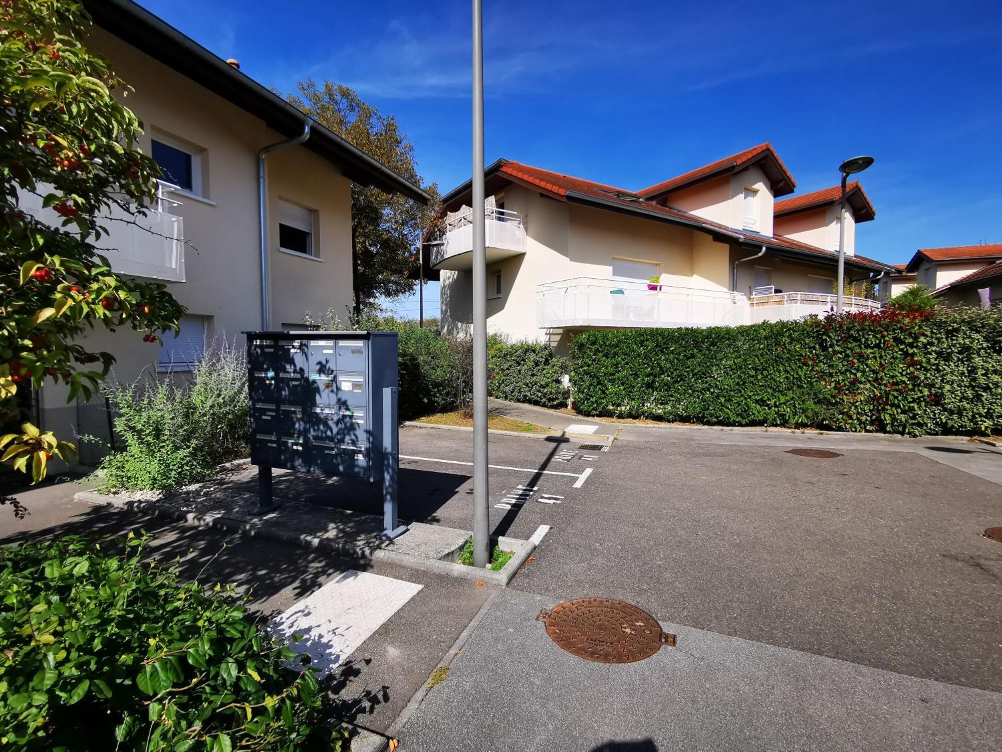 Leman Holidays - Le Chatelain Lägenhet Thonon-les-Bains Exteriör bild